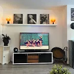 Luxury & Cozy - Prime Spot For Groups Hébergement de vacances