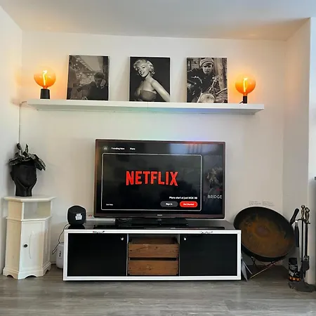 Spacious Private House - Big Garden & Free Parking Voss