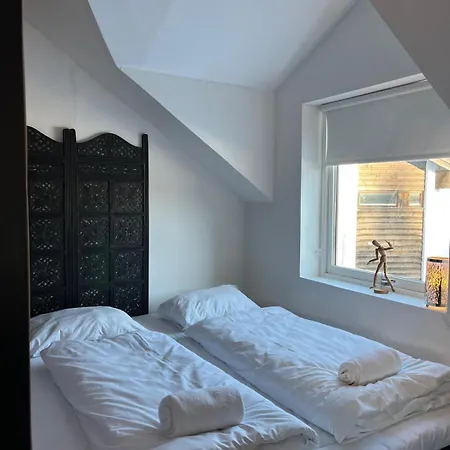 Spacious Private House - Big Garden & Free Parking Casa vacanze *