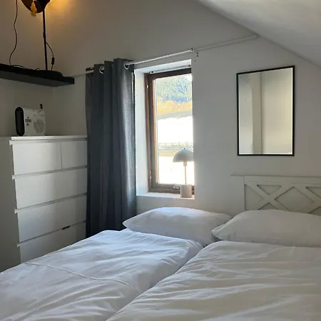 Casa vacanze Spacious Private House - Big Garden & Free Parking Voss