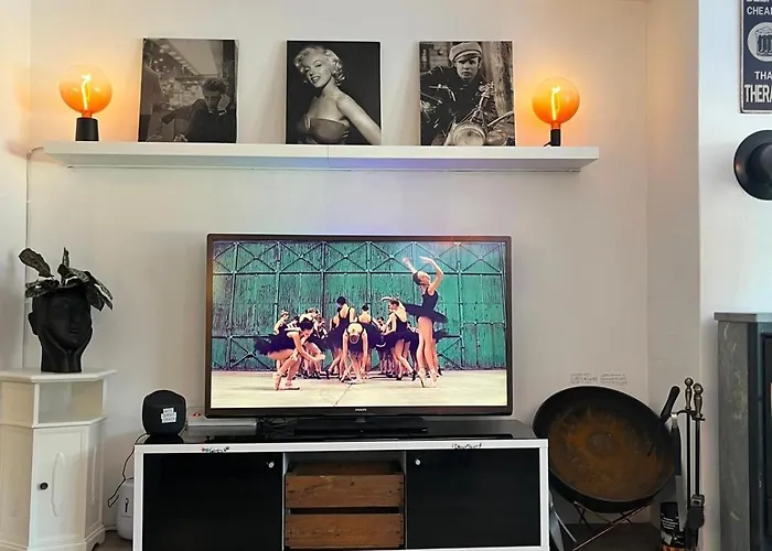Luxury & Cozy - Prime Spot For Groups 度假居