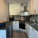 Luxury & Cozy - Prime Spot For Groups *